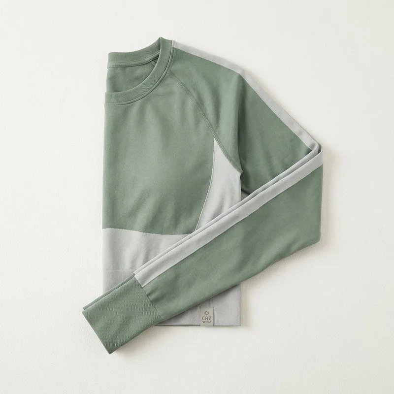 CRZ YOGA ロングスリーブ